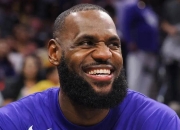 半岛体育登入-詹姆斯讨论NBA选秀大会也被批评，太难了的简单介绍