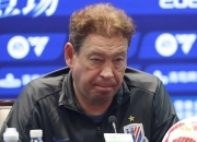 半岛体育全站-关于申花与主教练斯卢茨基续约新合同至2027年底的信息
