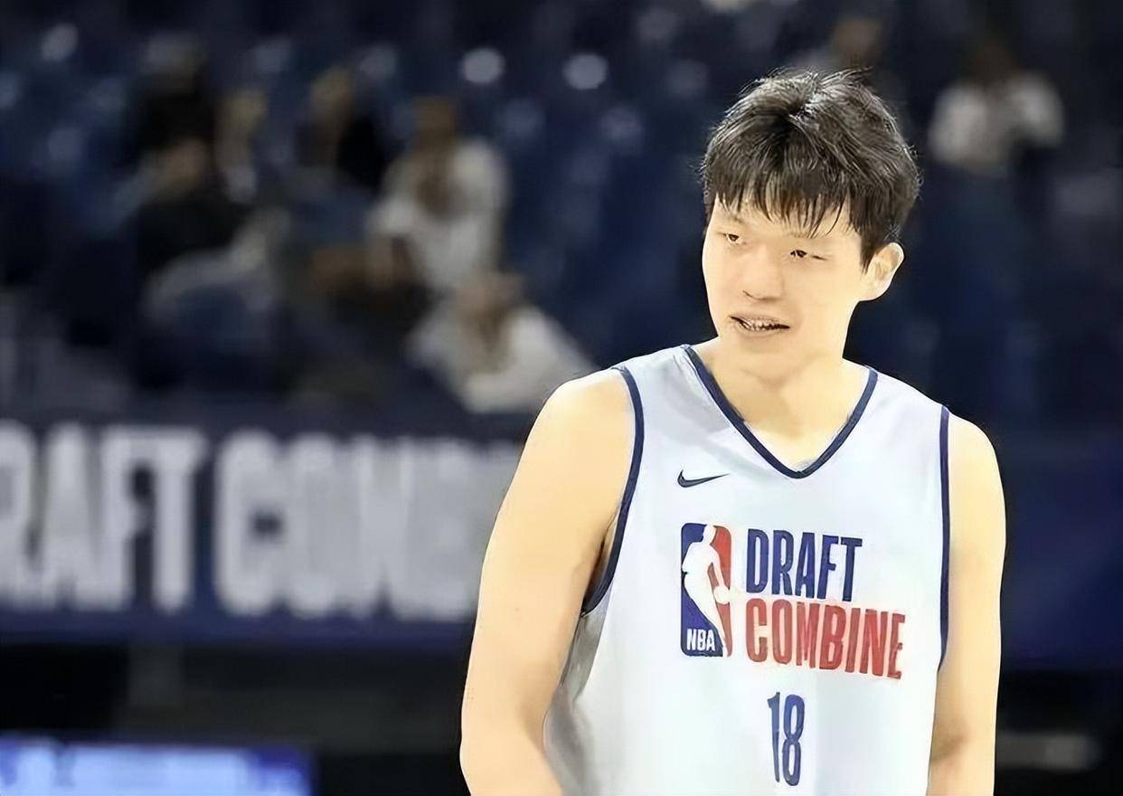 杨瀚森给所有人留下深刻印象他是开拓者长期计划