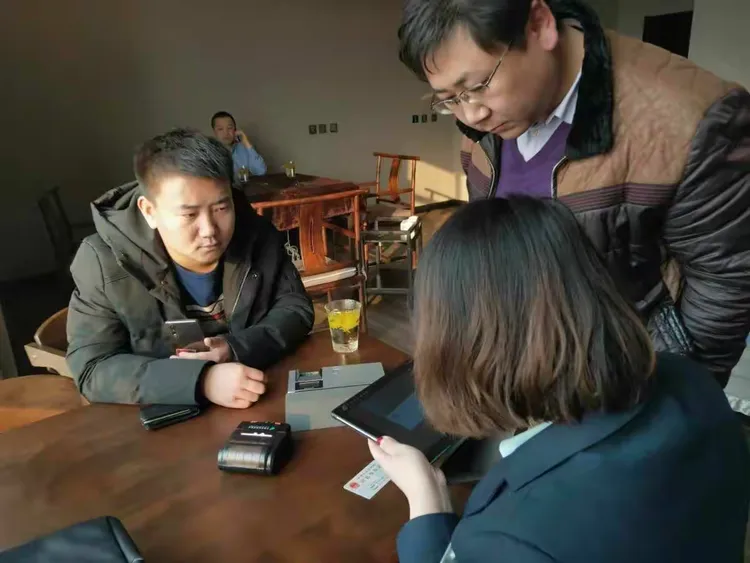 浙江勇猛拼搏，艰难取得一线胜利！的简单介绍