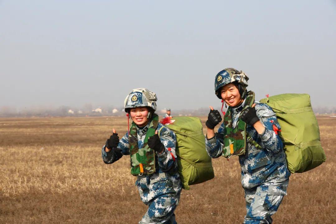 关于空中芭蕾！中国双人高梁滑翔决赛夺金的信息
